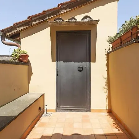 Monti - Stunning Loft In The Heart Of Rome's Monti Apartment