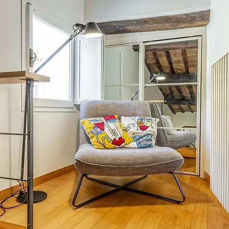 Monti - Stunning Loft In The Heart Of Rome's Monti Apartment